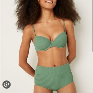 Victoria Secret CRINKLE PUSH-UP BIKINI TOP XS soft pine